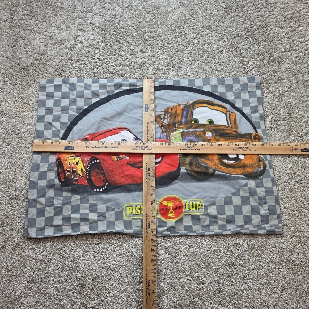 VINTAGE Disney Pixar Cars Pillowcase Kids Lightning McQueen Mater Racing 00s